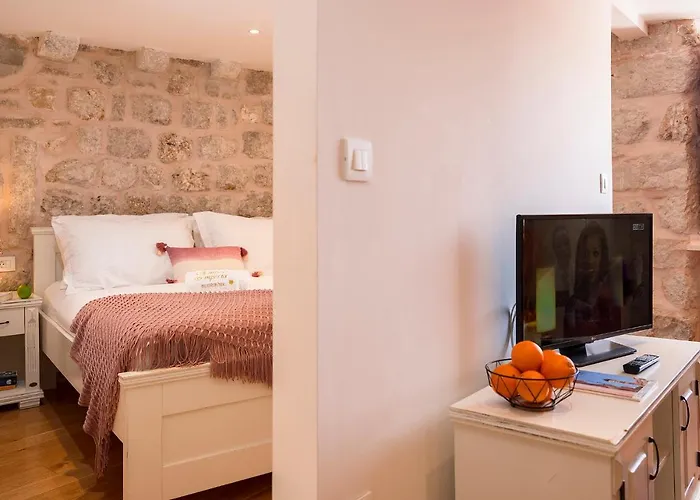 Imperia Ii - Chic! Place - Self Check In 0-24h Apartamento *
